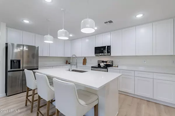 Phoenix, AZ 85040,2822 E CHIPMAN Road