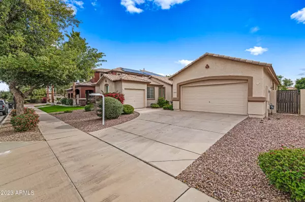 15565 W Shangri La Road, Surprise, AZ 85379