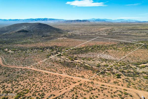 36 N Saddlebag Trail #42,  Elfrida,  AZ 85610