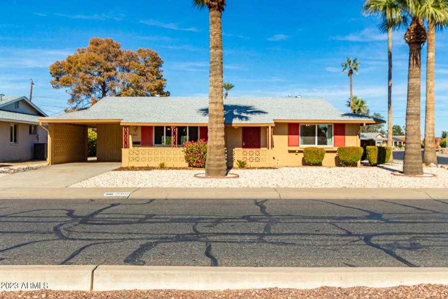 10402 W PEORIA Avenue, Sun City, AZ 85351