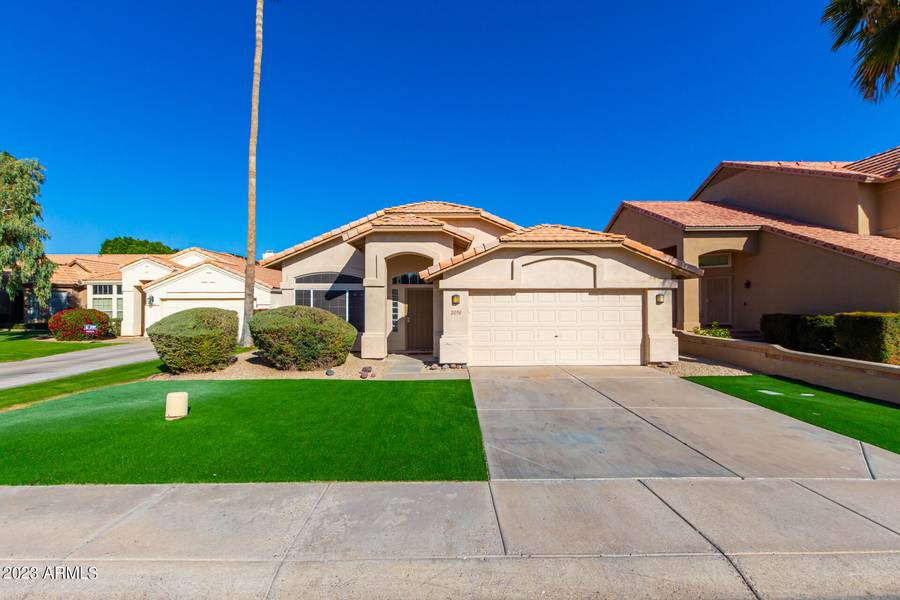 2050 W BOULDER Court, Chandler, AZ 85248