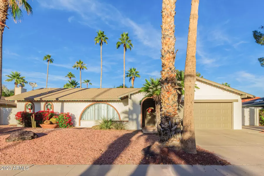 8312 E Via De Las Flores --, Scottsdale, AZ 85258