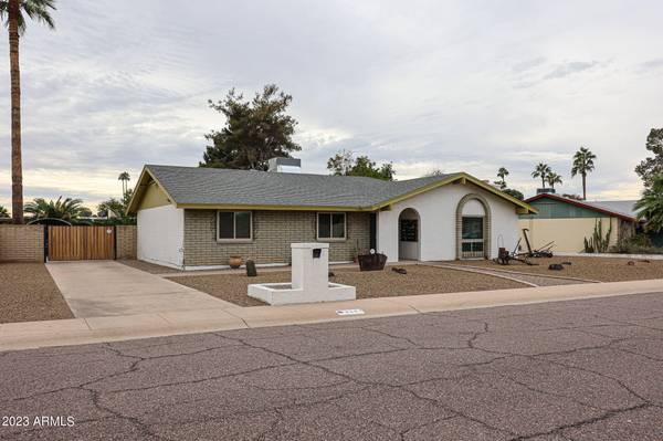 2147 W SHARON Avenue,  Phoenix,  AZ 85029