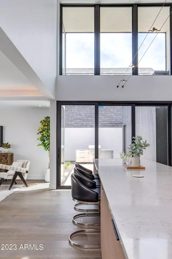 Phoenix, AZ 85014,5845 N 13th Place