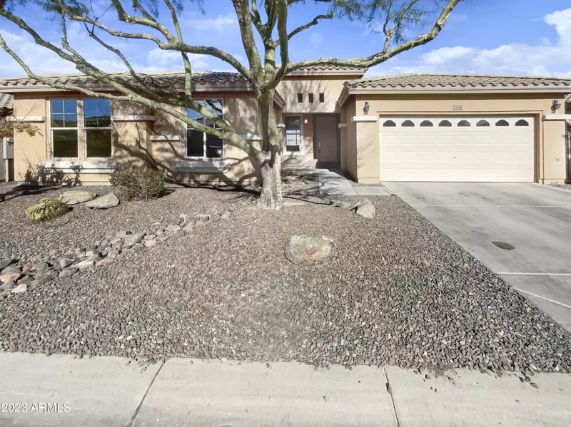 2436 W HAYDUK Road, Phoenix, AZ 85041