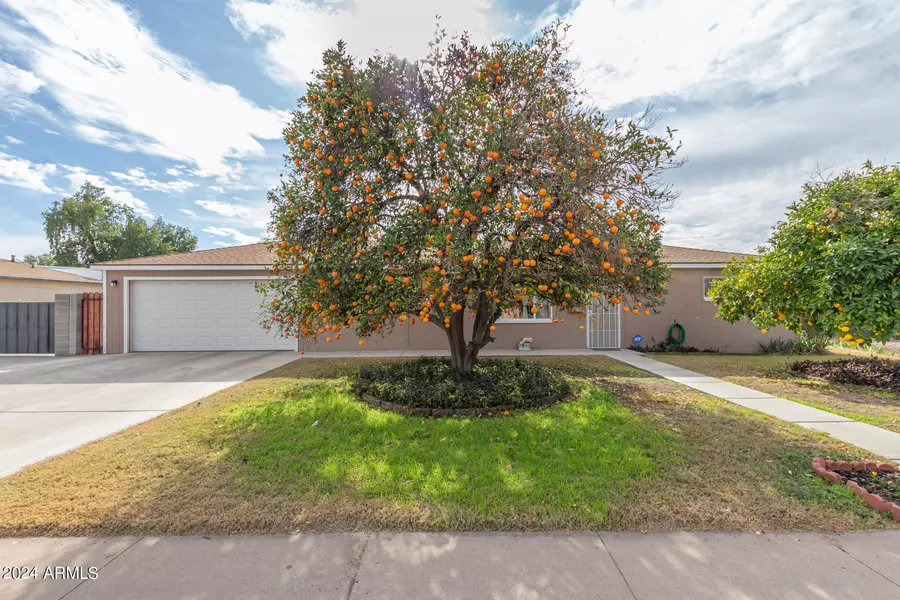 3025 W LAS PALMARITAS Drive, Phoenix, AZ 85051