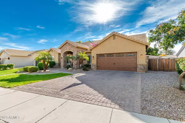 Queen Creek, AZ 85142,20425 E APPALOOSA Drive #32
