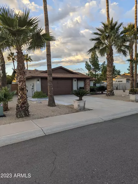 14410 N 43RD Place, Phoenix, AZ 85032