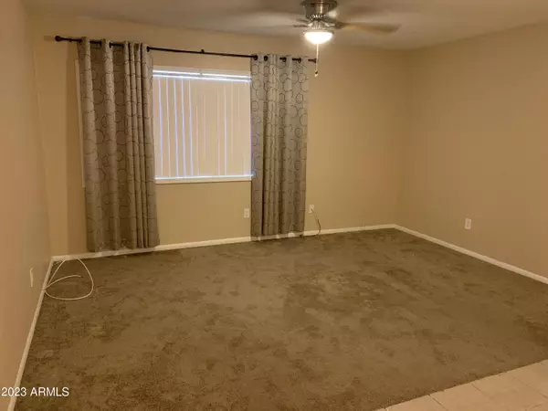 Phoenix, AZ 85020,1130 E BUTLER Drive #C1