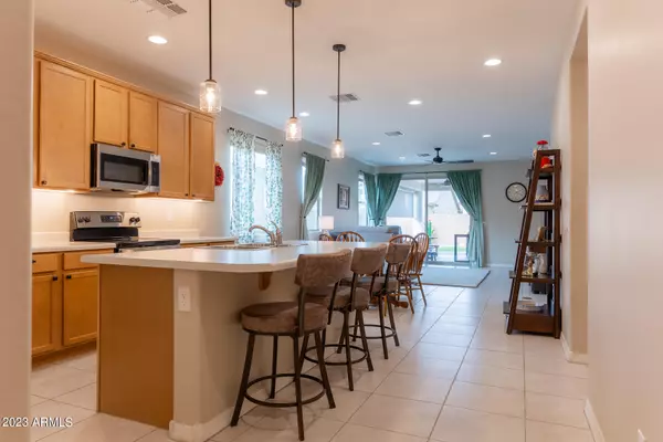 Casa Grande, AZ 85122,744 W RACINE Drive