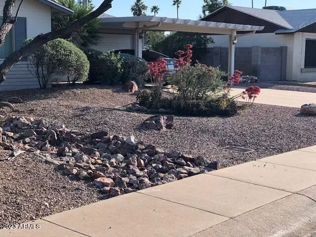 3819 W CAROL Avenue, Phoenix, AZ 85051