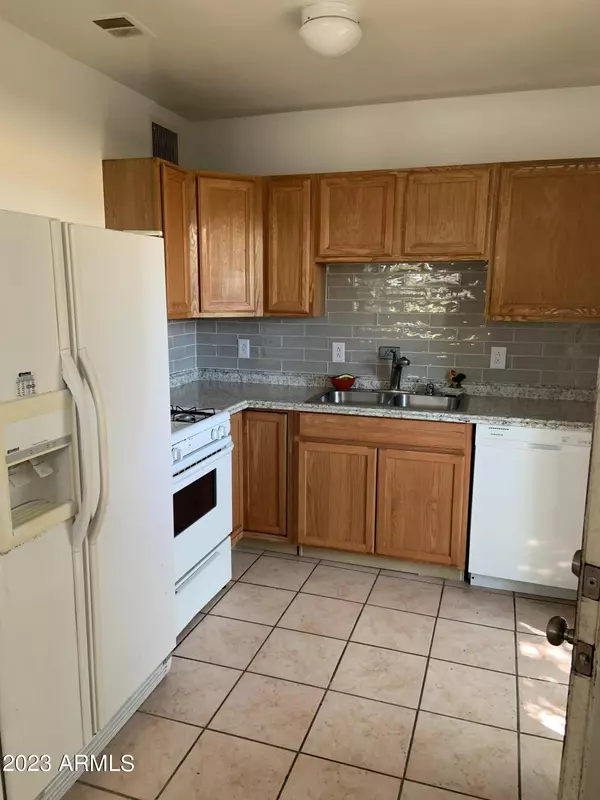 Phoenix, AZ 85013,812 W OSBORN Road