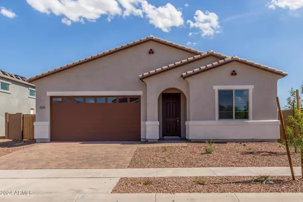 17599 W RUNNING DEER Trail, Surprise, AZ 85387