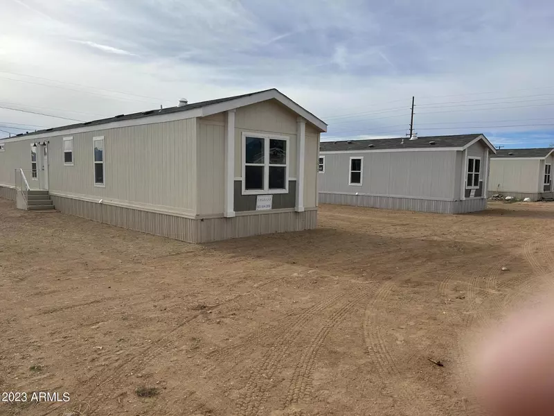 3018 E HEARNE Avenue, Kingman, AZ 86409