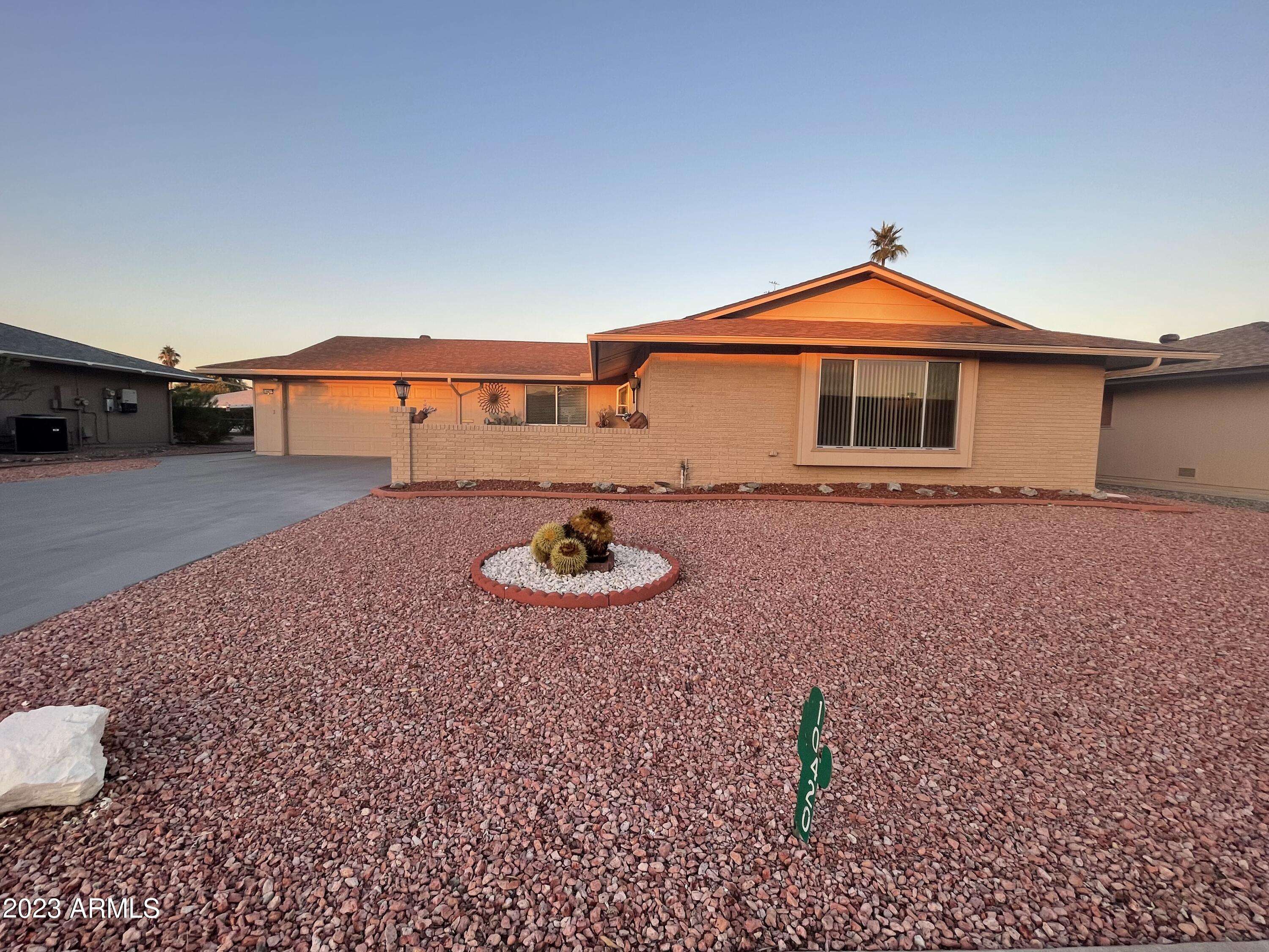 10420 W DESERT ROCK Drive, Sun City, AZ 85351