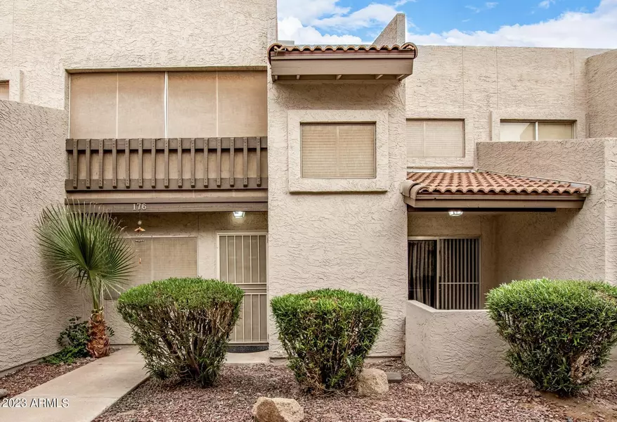 520 N STAPLEY Drive #176, Mesa, AZ 85203