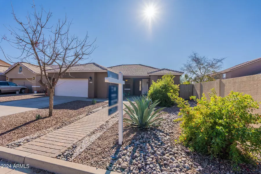 1259 E Catino Court, San Tan Valley, AZ 85140