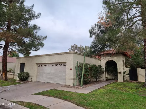 330 E BARBARITA Avenue, Gilbert, AZ 85234