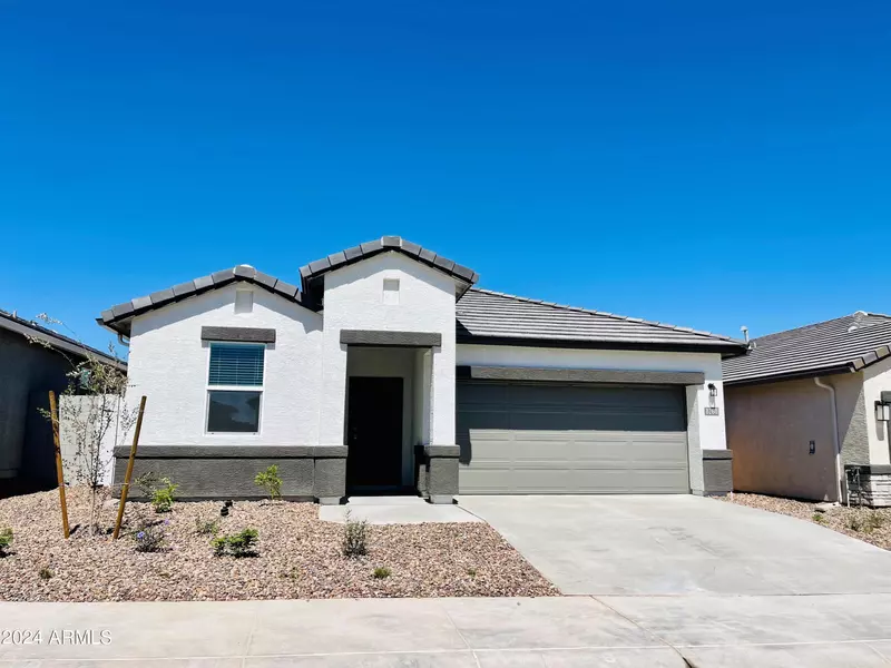 8260 W Clemente Court, Florence, AZ 85132