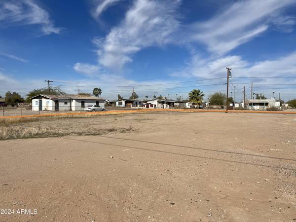 Eloy, AZ 85131,409 W 1ST Street #-