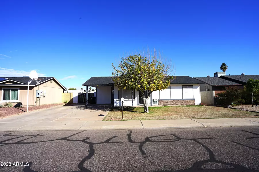 3544 E Helena Drive, Phoenix, AZ 85032