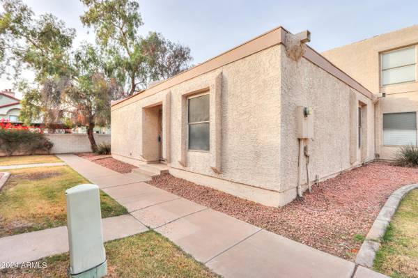 Mesa, AZ 85202,1342 W EMERALD Avenue #340