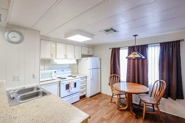 Peoria, AZ 85345,11411 N 91st Avenue #62