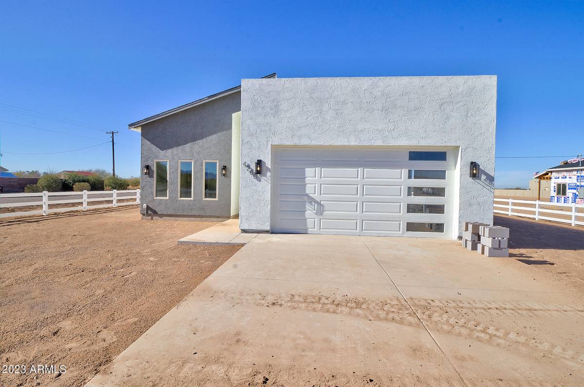 Eloy, AZ 85131,4205 N Roble Circle