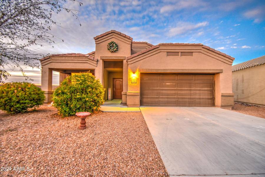 4586 E FIRE OPAL Lane, San Tan Valley, AZ 85143