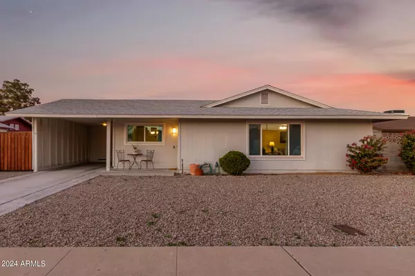 5248 W HEARN Road, Glendale, AZ 85306