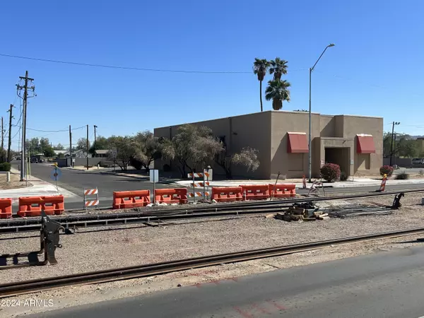 Phoenix, AZ 85040,4201 S CENTRAL Avenue