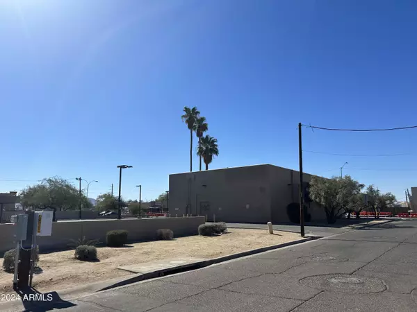 Phoenix, AZ 85040,4201 S CENTRAL Avenue