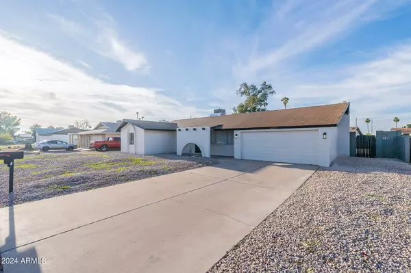 Phoenix, AZ 85051,3825 W DALPHIN Road