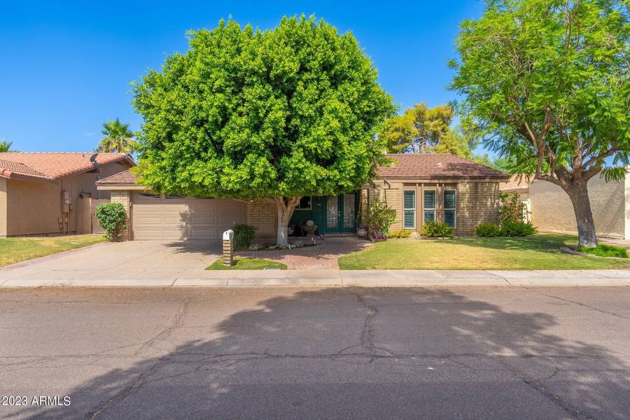 5628 S COMPASS Road, Tempe, AZ 85283