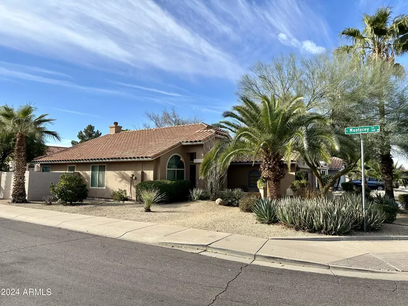 545 W TUMBLEWEED Road, Gilbert, AZ 85233