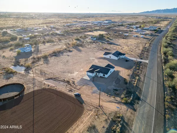 Wittmann, AZ 85361,21855 W Desert Mirage Drive