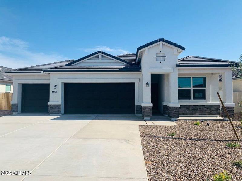 4643 W CINNAMON Avenue, Coolidge, AZ 85128