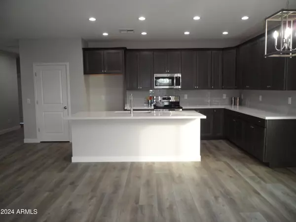 Mesa, AZ 85208,344 S 85TH Street