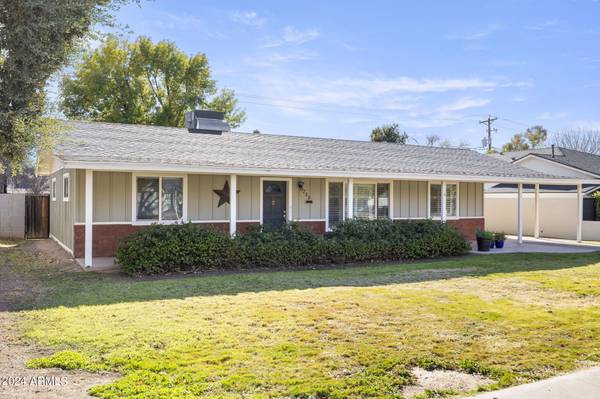 3733 E CLARENDON Avenue,  Phoenix,  AZ 85018