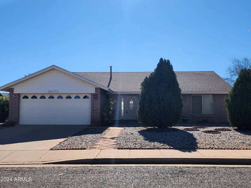 3372 VILLAGE Drive, Sierra Vista, AZ 85635