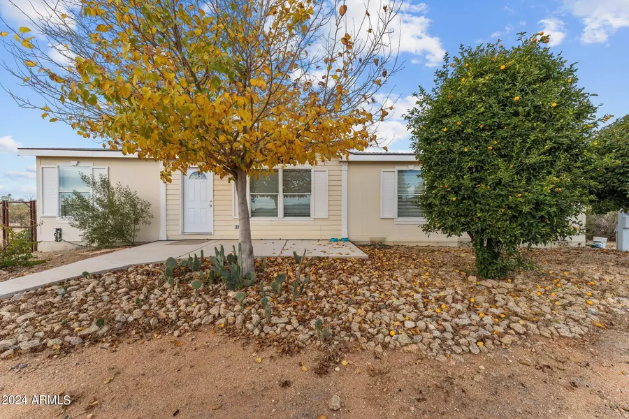 27070 S CONGRESS Way, Congress, AZ 85332