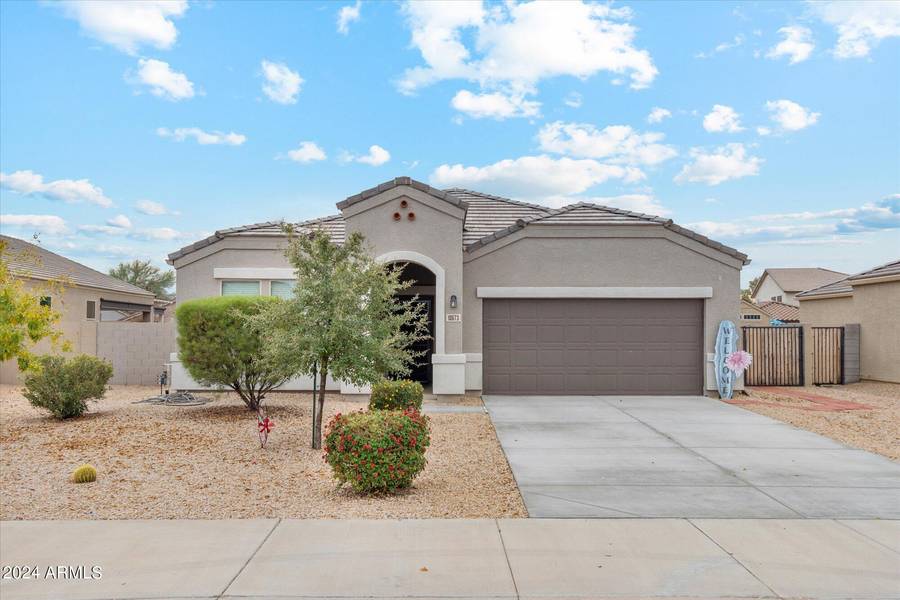 10673 E SUNFLOWER Court, Florence, AZ 85132