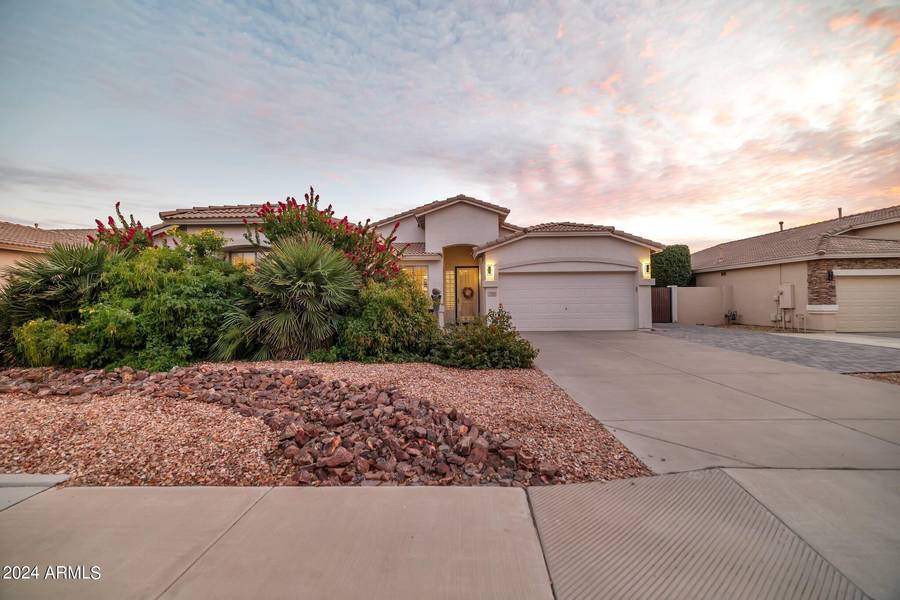 7585 W TIERRA BUENA Lane, Peoria, AZ 85382