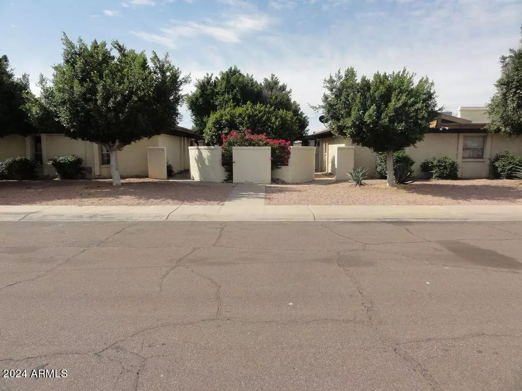 Tempe, AZ 85282,525 W PEBBLE BEACH Drive