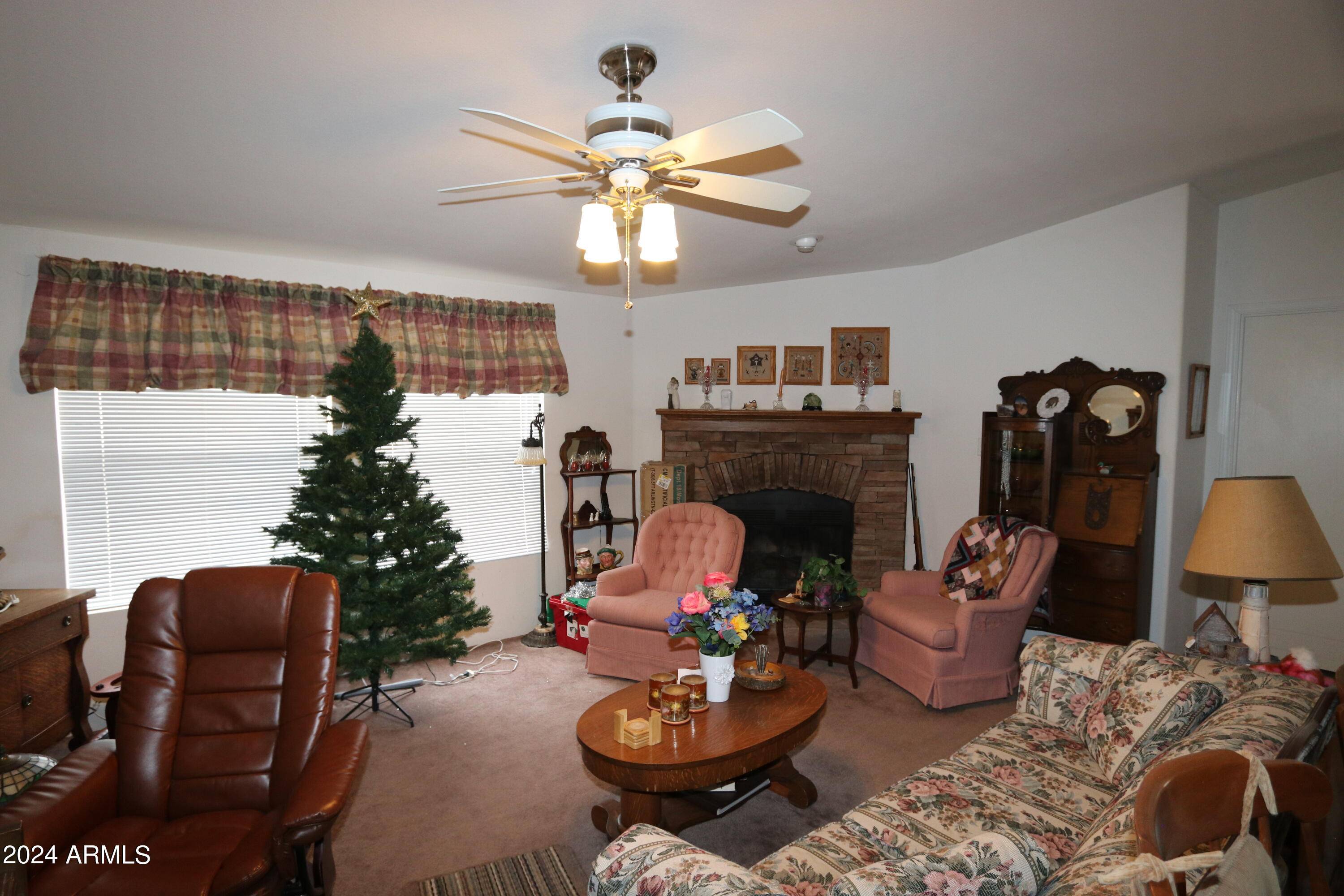 24242 E SHAWNEE Trail, Benson, AZ 85602