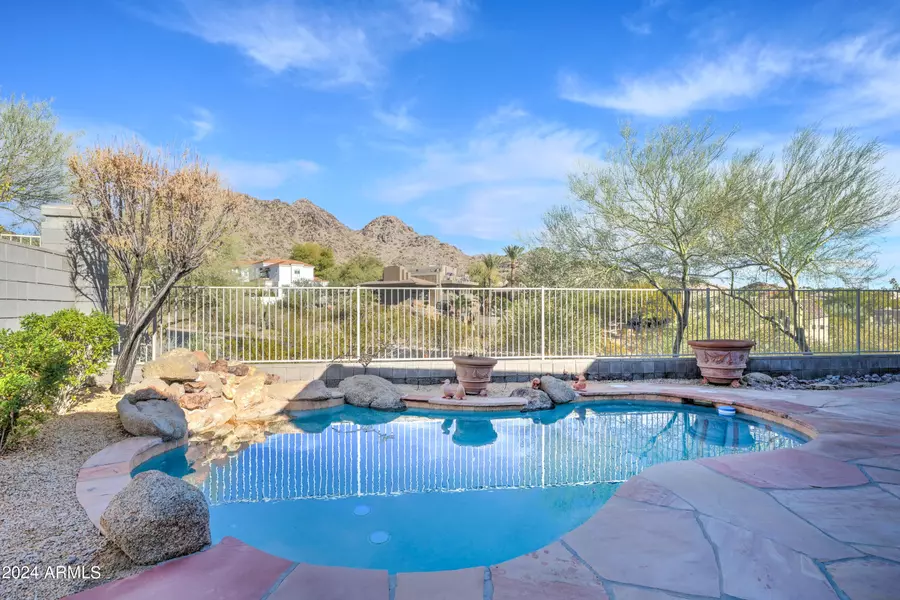 6537 N 29TH Street, Phoenix, AZ 85016