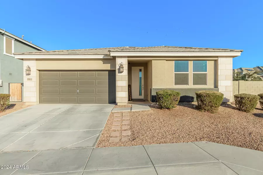 19812 W MOONLIGHT Path, Buckeye, AZ 85326