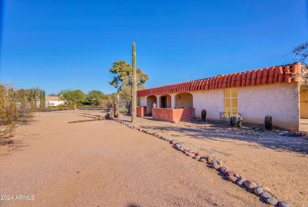 Paradise Valley, AZ 85253,6633 E HORSESHOE Road