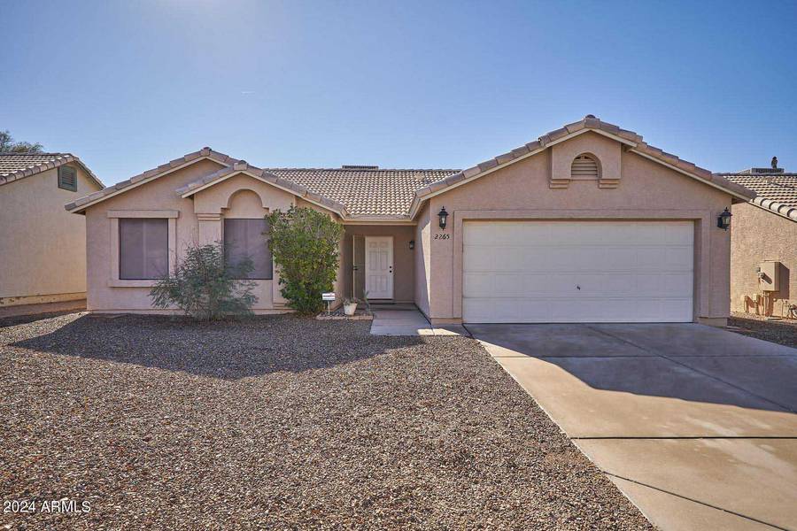 2265 W 17TH Avenue, Apache Junction, AZ 85120