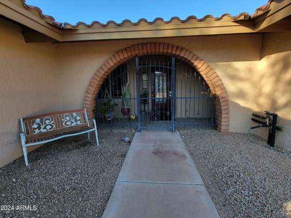 Phoenix, AZ 85032,4402 E LE MARCHE Avenue